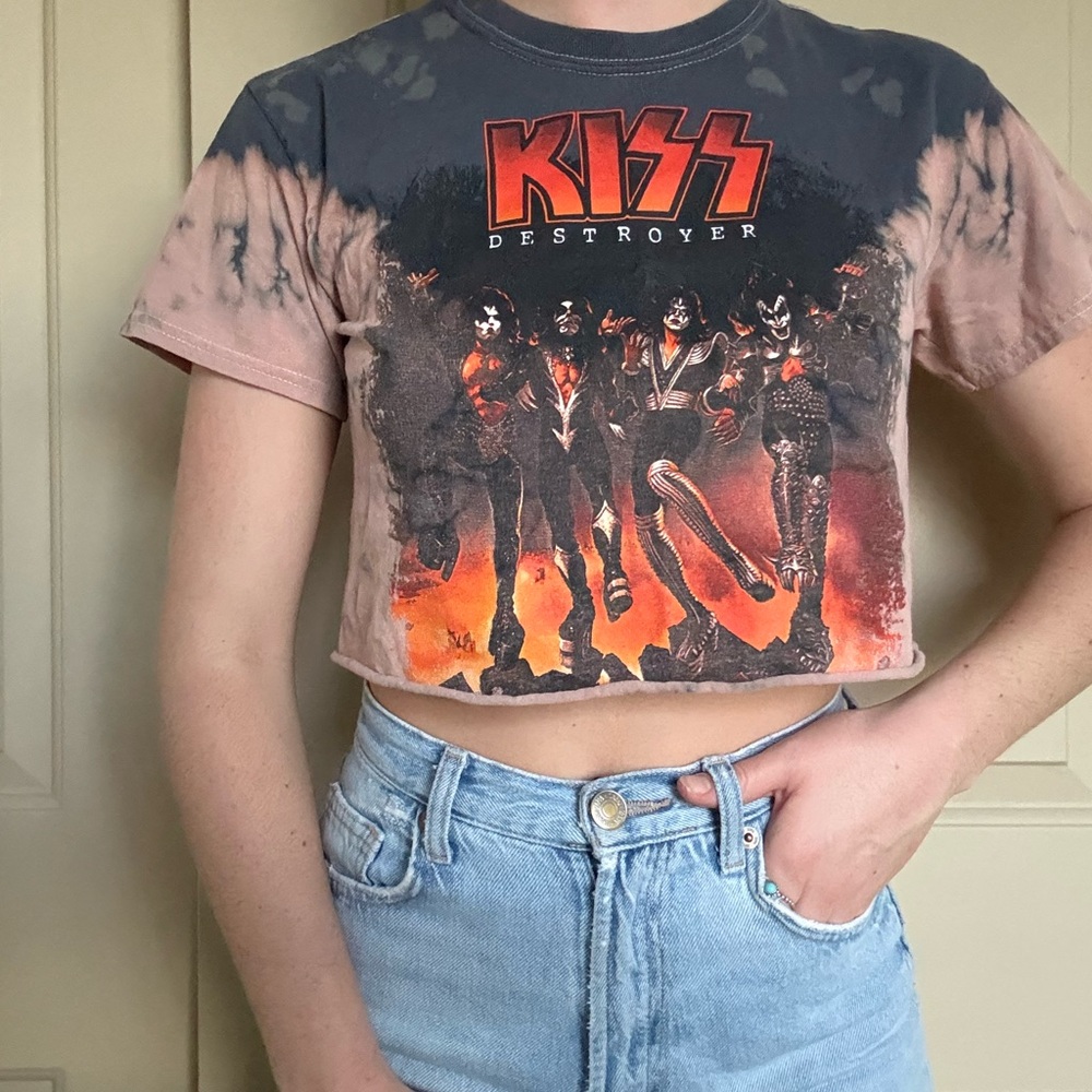 KISS Destroyer Cropped Band Tee